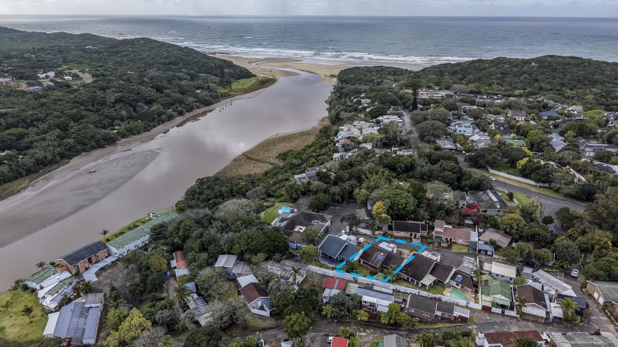 3 Bedroom Property for Sale in Bonza Bay Eastern Cape